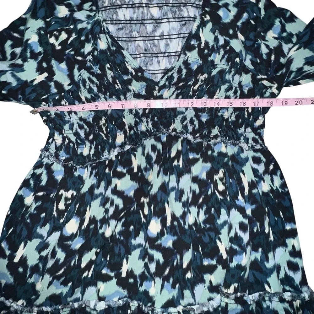 BeachLunchLounge Top‎ Boho Blue Floral Cotton Tiered Talia Tunic Large V Neck - Picture 5 of 9